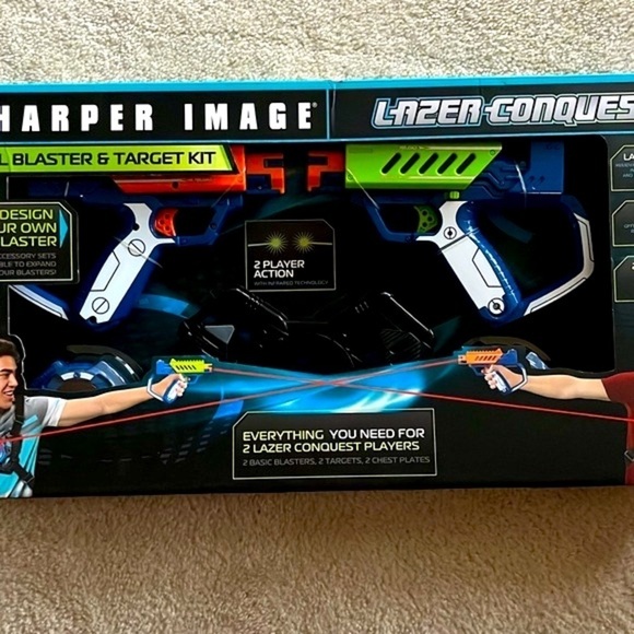 Brand New Sharper Image Laser Tag Dual Blaster Target Kit Chest Plate Action Toy - Picture 2 of 16